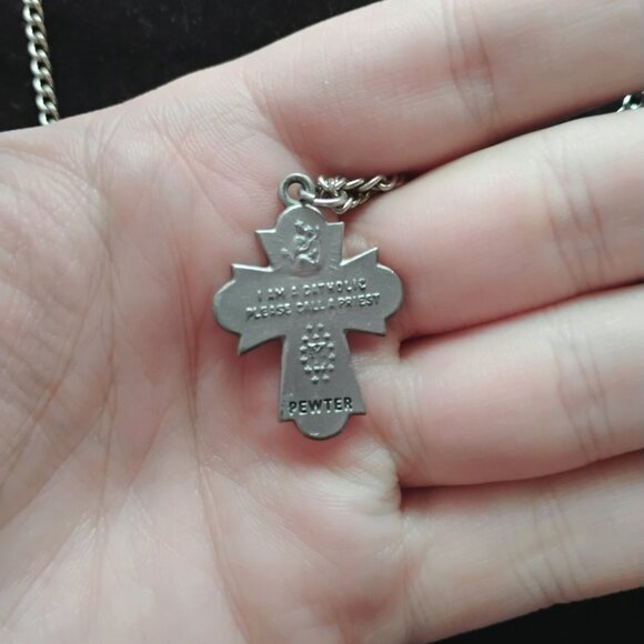 "I am a Catholic" Pewter necklace - Picture 3 of 4